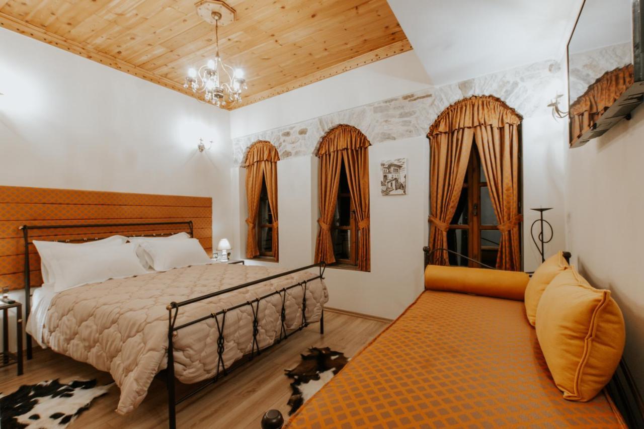 Hotel Ss Kekezi Gjirokastër Exteriör bild