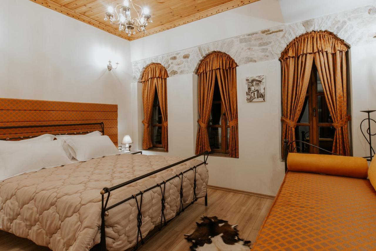 Hotel Ss Kekezi Gjirokastër Exteriör bild