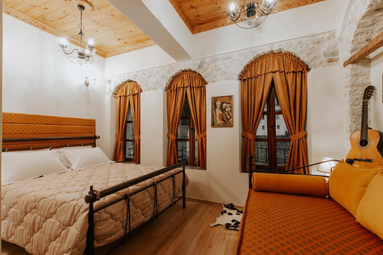 Hotel Ss Kekezi Gjirokastër Exteriör bild