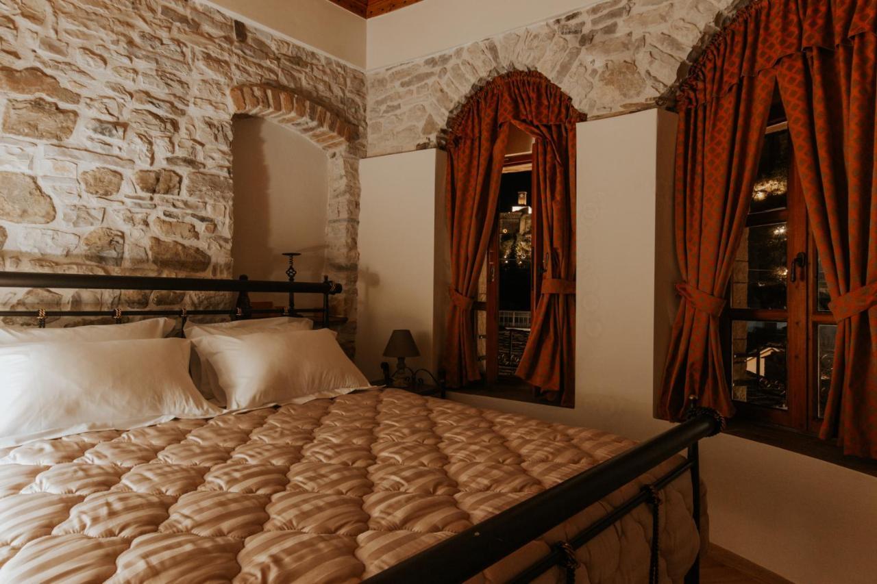 Hotel Ss Kekezi Gjirokastër Exteriör bild