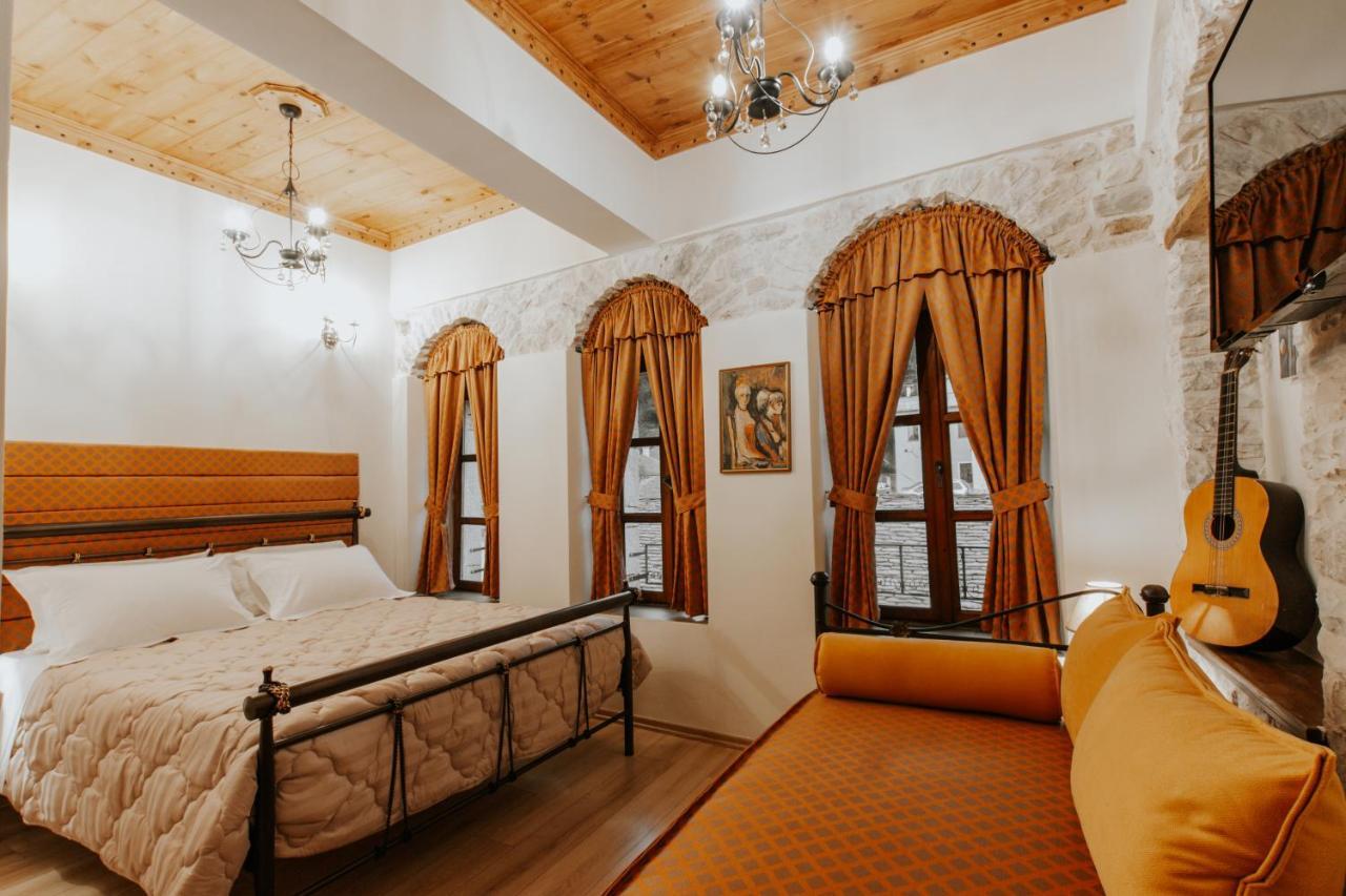 Hotel Ss Kekezi Gjirokastër Exteriör bild
