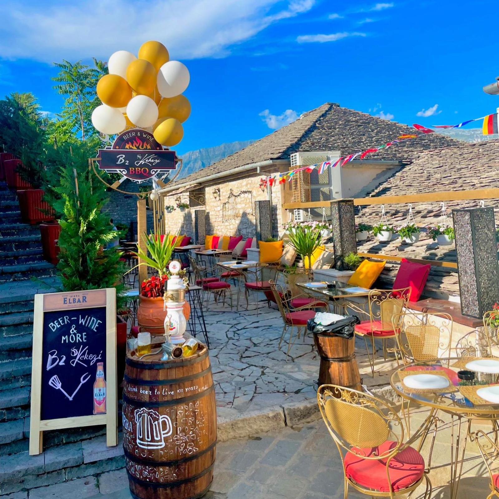 Hotel Ss Kekezi Gjirokastër Exteriör bild